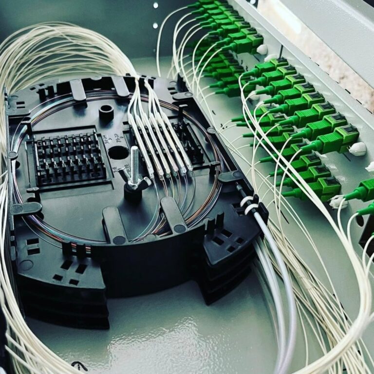 Сварка оптоволокна. Профессионально. Сплайс-кассеты, гильзы, оптические муфты, кросс