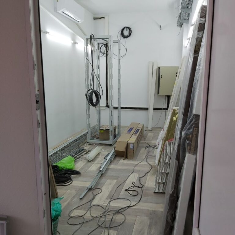 Монтаж серверной для сети передачи данных предприятия